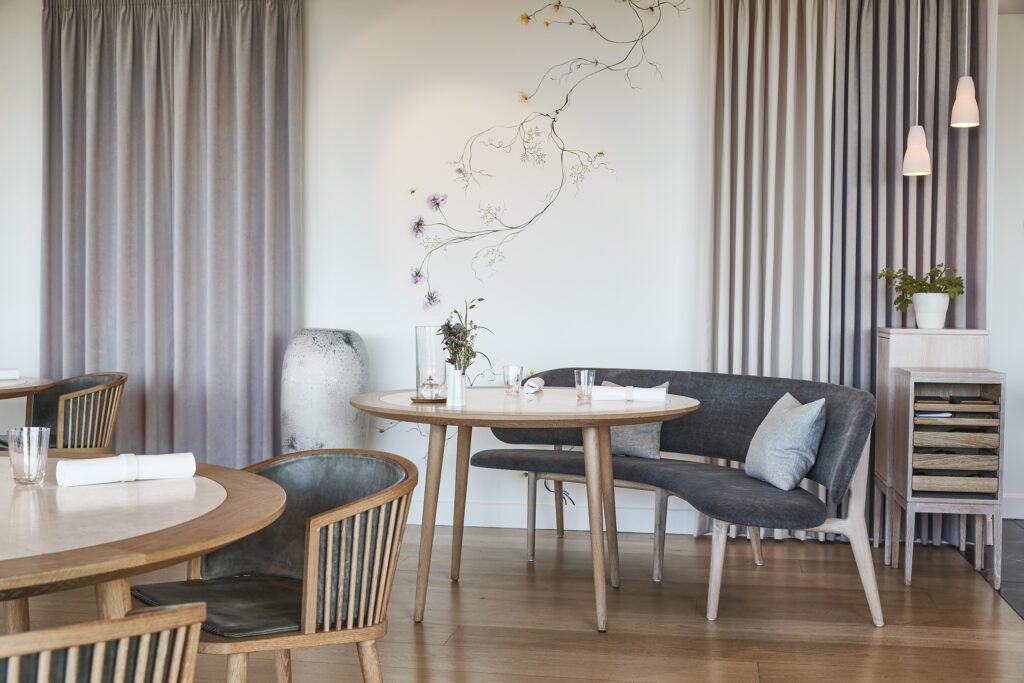 geranium interior 15 photo credit claes bech poulsen