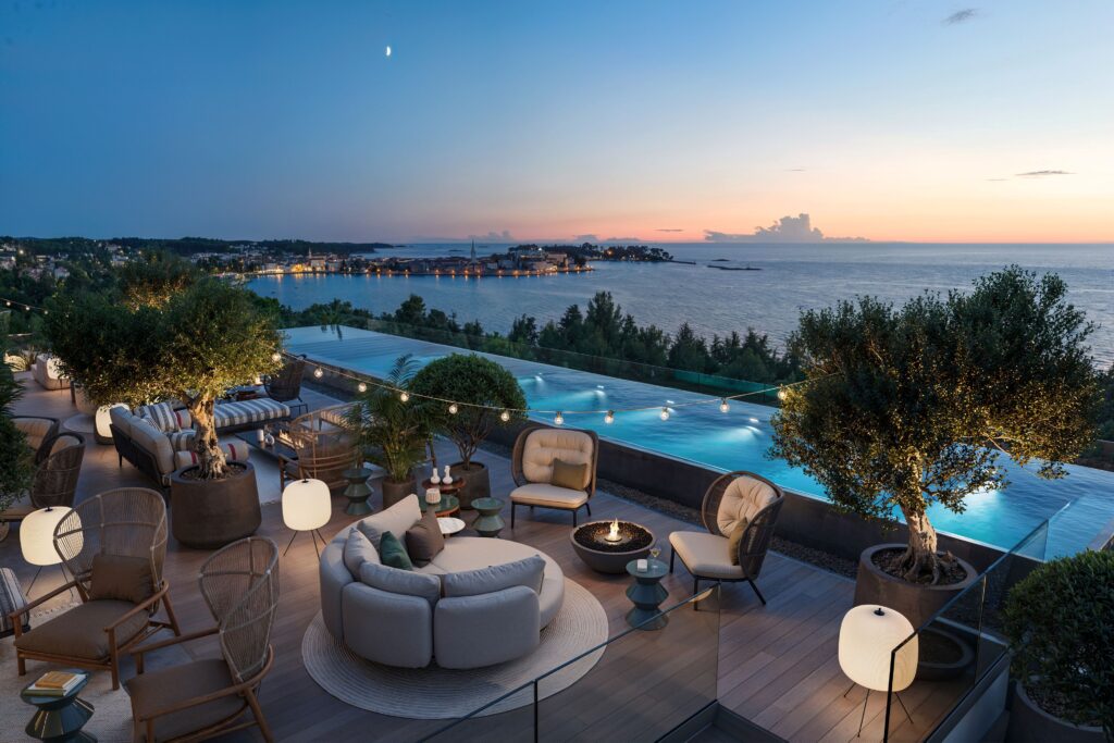 Nova zvezda Jadrana infinity bazen uz more Pical Resort Istra