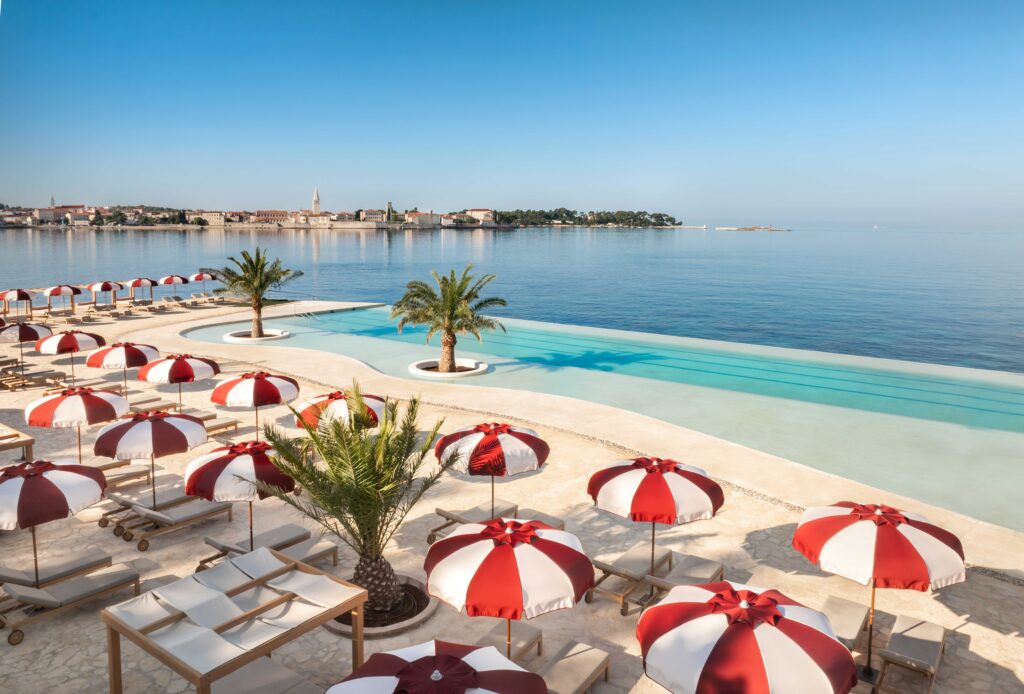 infinity bazen uz more Pical Resort Poreč