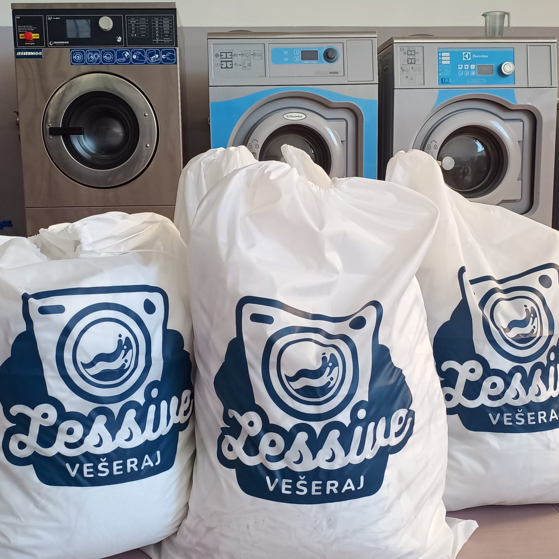 LESSIVE – Profesionalna perionica veša za HoReCa sektor