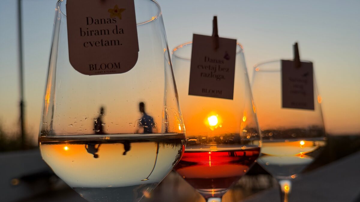 BLOOM flavored wine