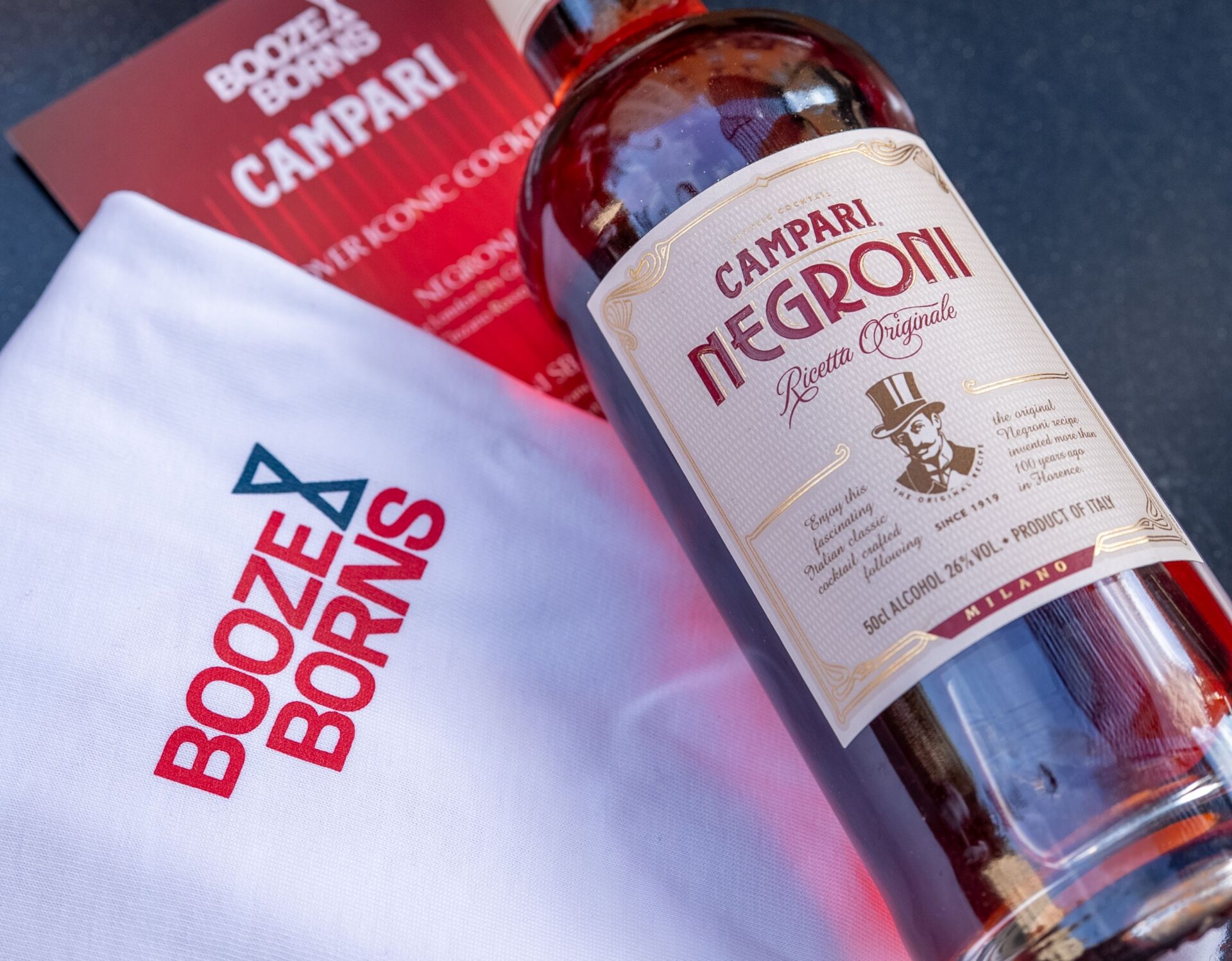 Campari i Booze Borns predstavili limitiranu Negroni kolekciju majica