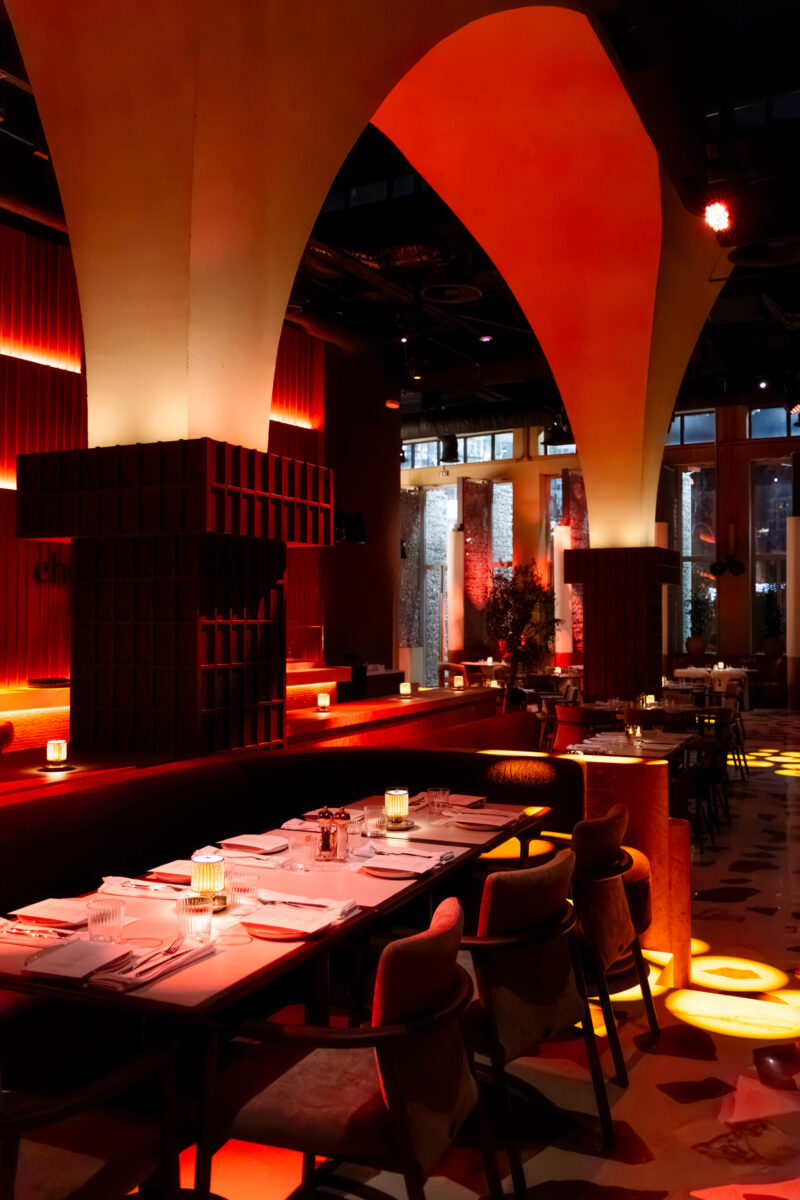 Chéri Beograd: Novi restoran u Ložionici spaja gastronomiju i svetsku DJ scenu 2 Enterijer restorana Chéri u Ložionici u Beogradu